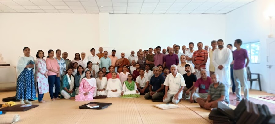 Meditation Retreats & Courses