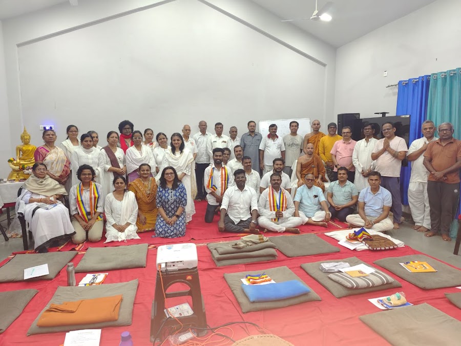 Meditation Retreats & Courses