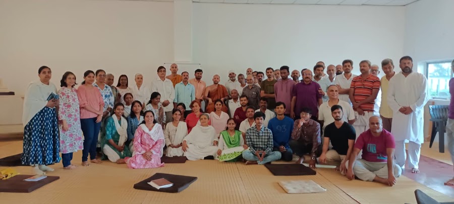 Meditation Retreats & Courses