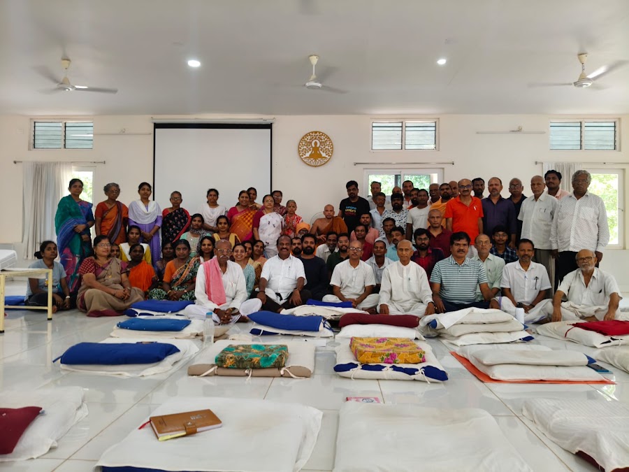 Meditation Retreats & Courses