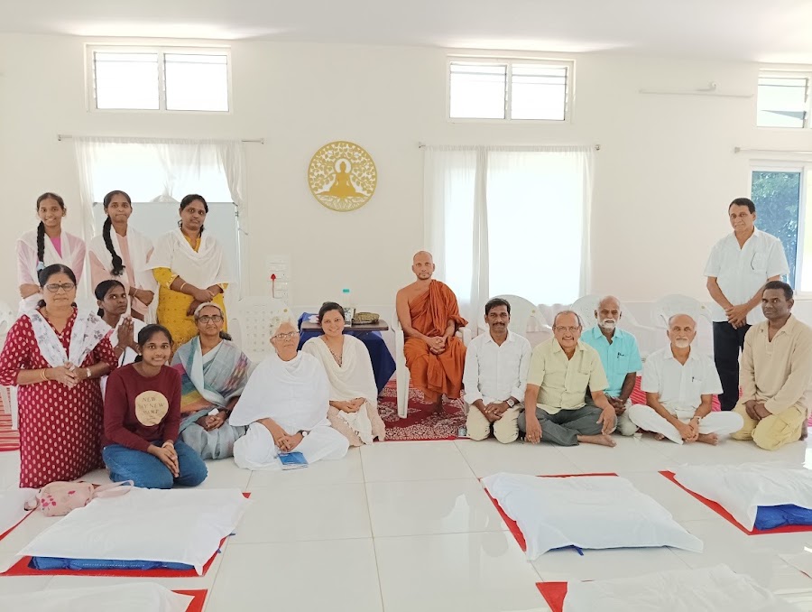 Meditation Retreats & Courses